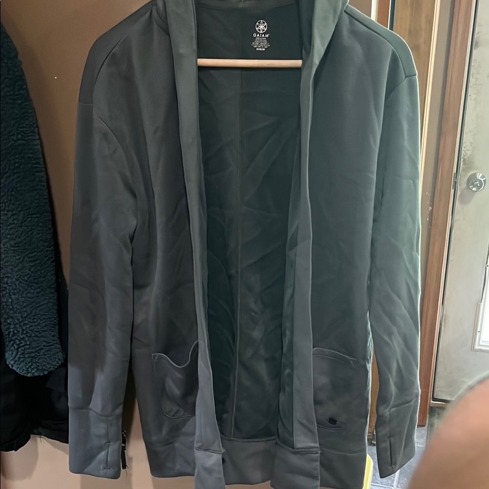 Gaiam women’s cardigan